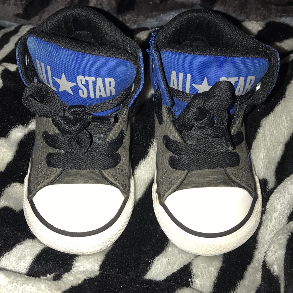 Toddler converse all stars